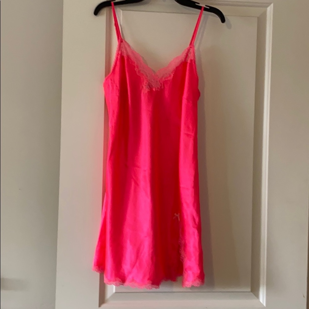 victoria’s secret pink nighty